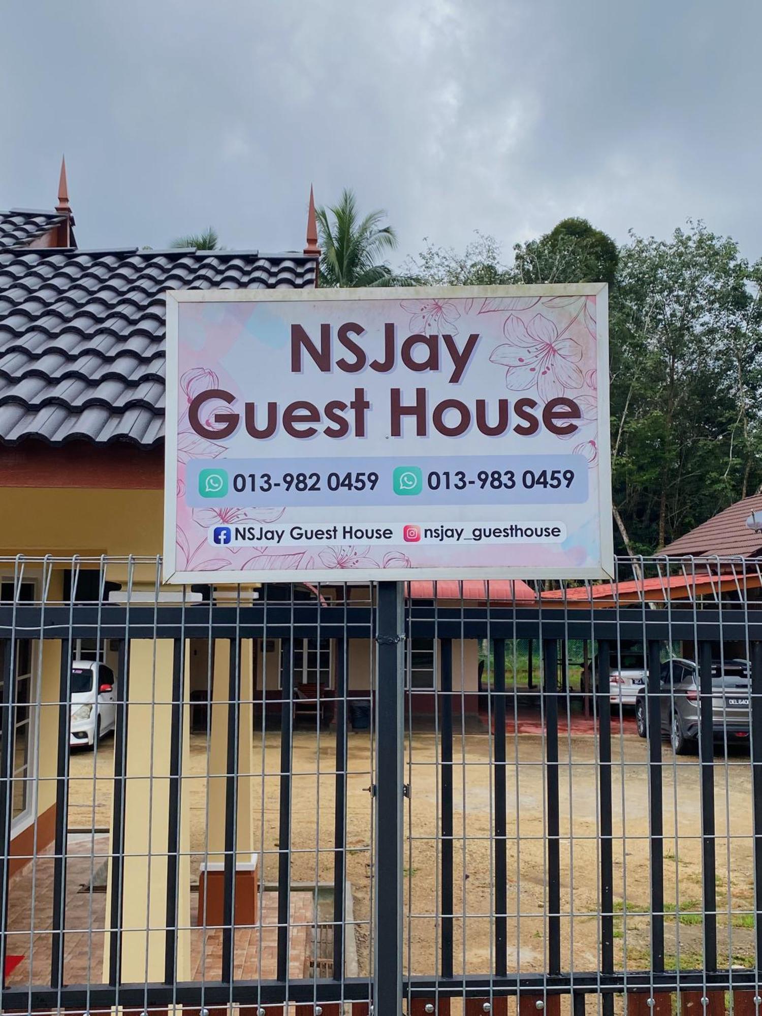 Nsjay Guest House Kampong Gong Balai Exterior photo