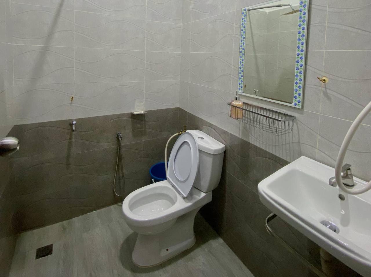 Nsjay Guest House Kampong Gong Balai Exterior photo